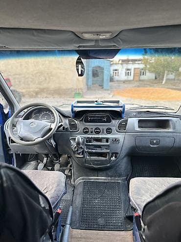 другая мото: Mercedes-Benz Спринтер: 2001 г., 2.2 л, Механика, Дизель, Фургон — 5