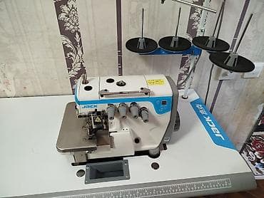 nuova simonelli: Швейная машина Jack, Оверлок, Полуавтомат — 1