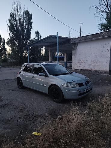 mazda mx5: Renault Megane: 2003 г., 1.4 л, Механика, Бензин, Хэтчбэк — 3