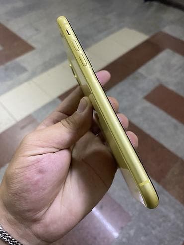 iphone 7s plus: IPhone 11, Б/у, 128 ГБ, Желтый, 69 % — 3