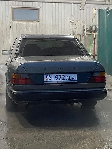 Транспорт: Mercedes-Benz W124: 1990 г., Седан — 4