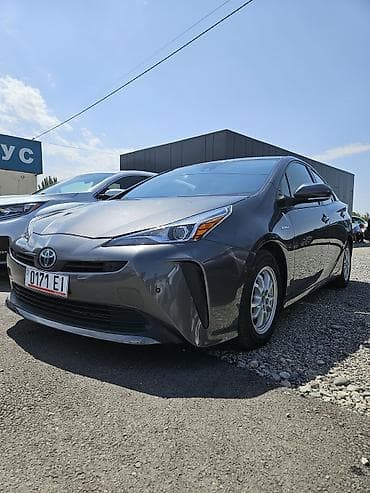 фара галант 8: Toyota Prius: 2022 г., 1.8 л, Автомат, Гибрид, Лифтбек — 1