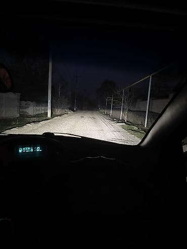 тачки б у: Toyota Vitz: 2000 г., 1 л, Автомат, Бензин, Купе — 9