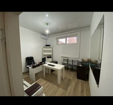 продажа дома в токмоке: Срочно! Продаю! Коммерческое помещение 200м2. Район Ахунбаева Бакаева — 3