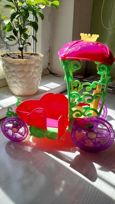 игрушечные кареты для кукол: Продаю карету для куклы барби, музыкальная с музыкой и подсветкой 👑 — 5