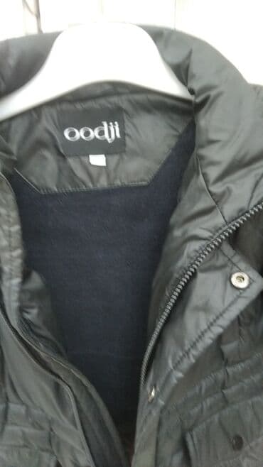 кросовки роликовые: Зимняя обувь и куртка на мальчика 6-7 лет в отличном состоянии, куртка — 7