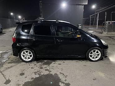 рассрочка фит: Honda Fit: 2002 г., 1.3 л, Вариатор, Бензин, Хэтчбэк — 2