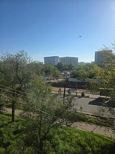 продаю квартиру боконбаева: 2 комнаты, 42 м², 104 серия, 4 этаж, Евроремонт — 8