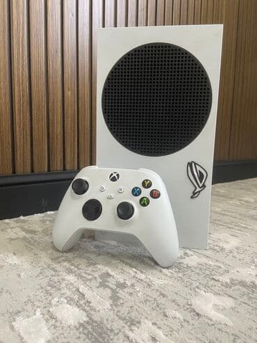 Продаю игровую приставку **xbox series s** — полностью рабочая, всё в at lalafo.kg Продаю игровую приставку **xbox series s** — полностью рабочая, всё в