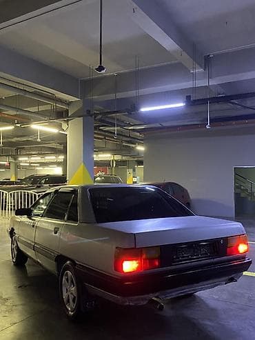 двери на ауди 100: Audi 100: 1988 г., 2 л, Механика, Бензин, Седан — 8