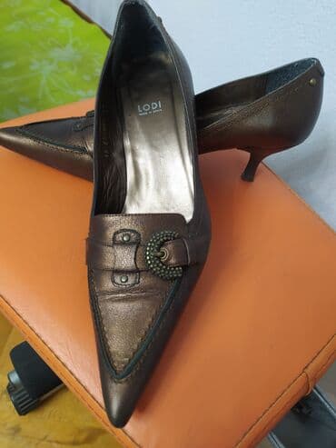 фирменная обувь из италии: Классические туфли в отличном состоянии, производство Испания,кожа — 9