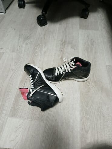 обувь для охоты: Сапожки новые утеплённые, (кожа-замша), 38р. 1290с.; 2-е - — 8