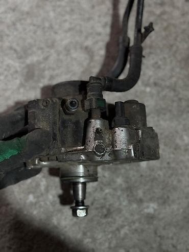 электро бензонасос: Топливная аппаратура Hyundai 2015 г., Б/у, Оригинал — 2