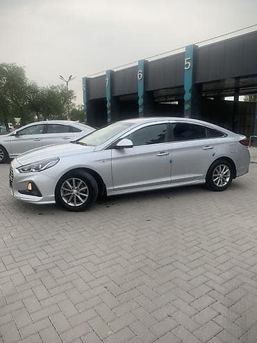 Hyundai Sonata: 2019 г., 2 л, Автомат, Газ, Седан — 4