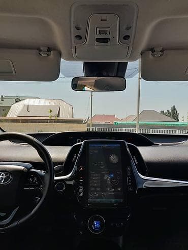e2 byd: Toyota Prius: 2020 г., 1.8 л, Автомат, Гибрид, Лифтбек — 10