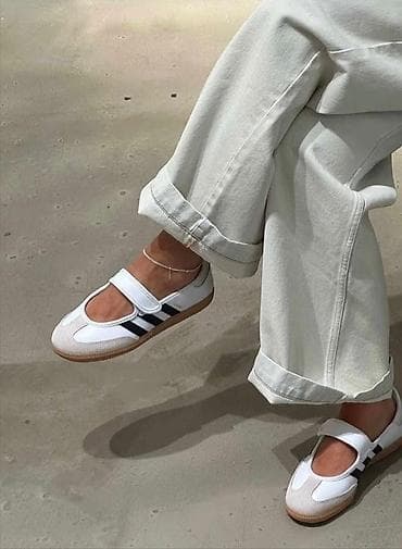 Айымдардын бут кийими: Кроссовкалар, 36, 37, 38, Adidas, Жаңы, түсү - Ак, Акылуу жеткирүү, Өзү алып кетүү — 5