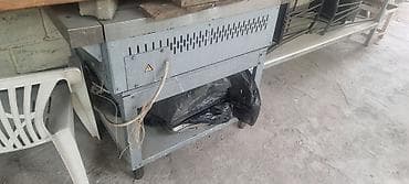 прижимной гриль: Электрическая жарочная поверхность на подставке - Профессиональная — 1