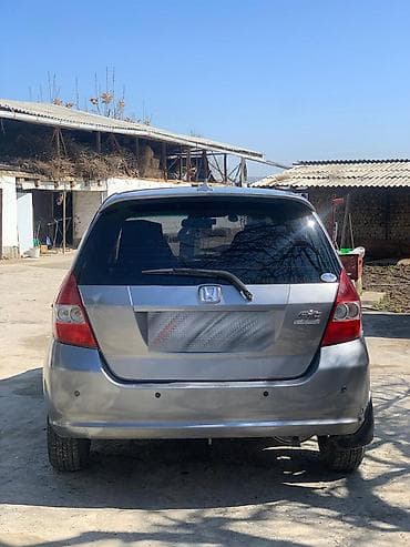 кассеты аудио: Honda Fit: 2004 г., 1.3 л, Автомат, Бензин, Хэтчбэк — 6