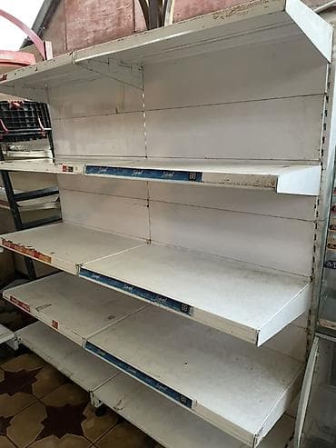 Соода жабдуулары: Торговые стеллажи металлические, пристенные, с полками. - — 1