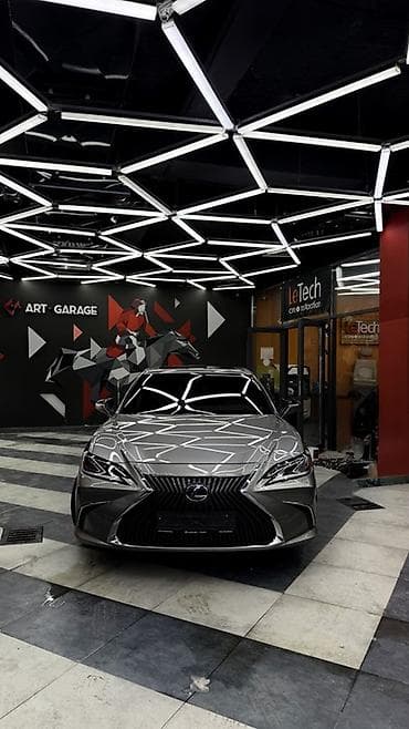 echo platz: Lexus ES: 2019 г., 2.5 л, Вариатор, Гибрид, Седан — 2