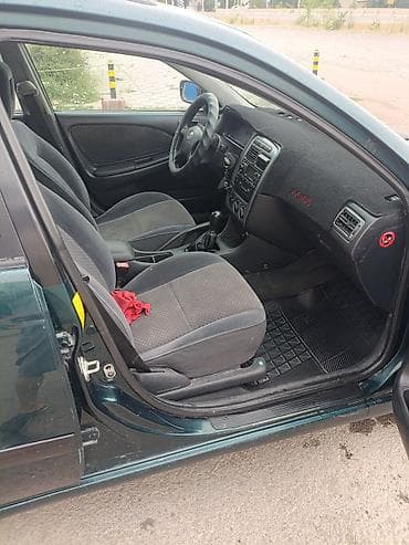 фаркоп на рав 4: Toyota Avensis: 2001 г., 1.8 л, Механика, Бензин, Универсал — 9
