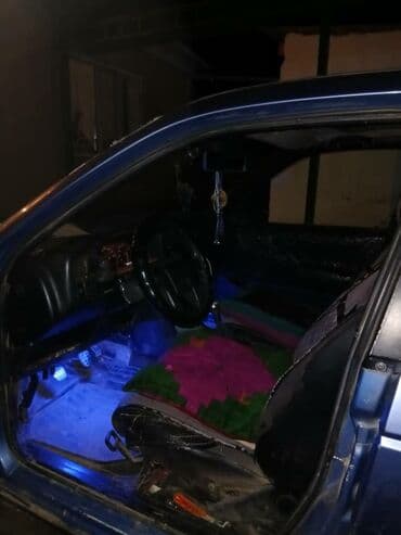 авто не рабочий: Volkswagen Passat Variant: 1993 г., 1.8 л, Механика, Бензиновая, Универсал — 6