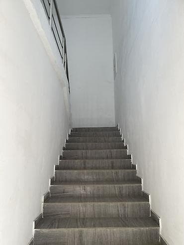 ищу квартиру 10000: Жибек Жолу менен Ростовскаянын кесилишинде бывший зап.автовокзалдын — 1