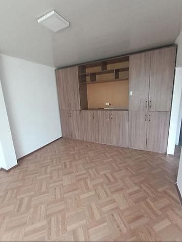 Аламединский рынок 2ком.квартира этаж 4/4 без мебели косметический — 2