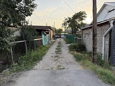 3: 🏡 **ПРОДАЁТСЯ ДОМ!** 📍 **Коммунаров** 🛏 3 комнаты 📐 Площадь дома — 3