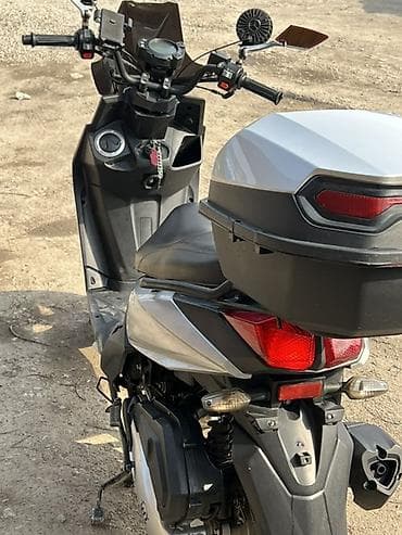 Мотозапчасти и аксессуары: Скутер/макси-скутер городского типа с внедорожными шинами — 3