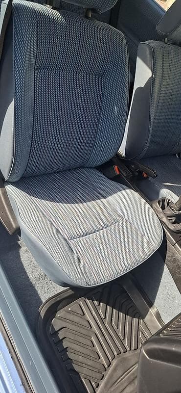 golf 5: Volkswagen Passat: 1992 г., 1.8 л, Механика, Бензин, Универсал — 5