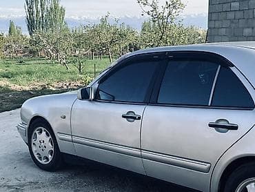 мерседес 124 2 3: Mercedes-Benz E-Class: 1997 г., 3.2 л, Автомат, Бензин, Седан — 8