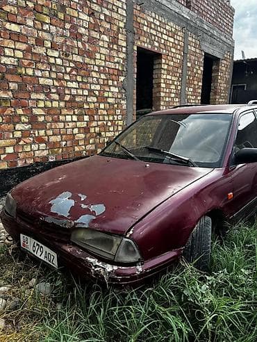 byd 06: Nissan Primera: 1992 г., 2 л, Механика, Бензин, Универсал — 4