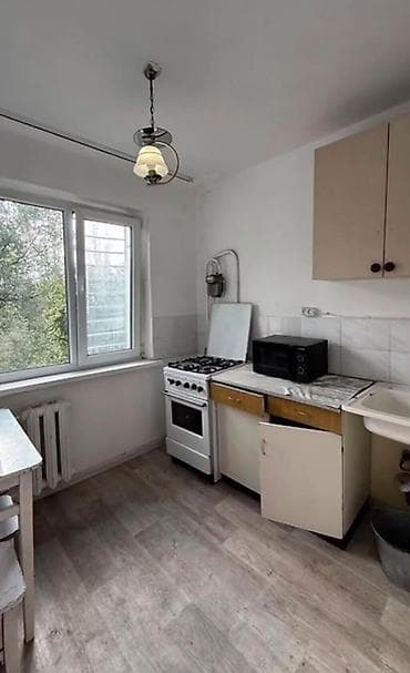 3 комнаты, 58 м², 4 мкр 104 серия, 4 этаж, Косметический ремонт — 9