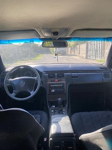 Продажа авто: Mercedes-Benz E-Class: 1997 г., Автомат, Седан — 4