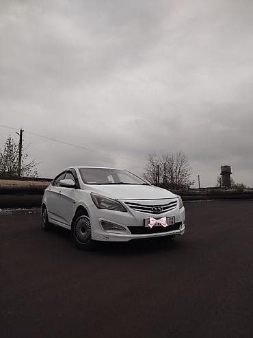 Hyundai Solaris: 2015 г., 1.4 л, Автомат, Бензин, Седан