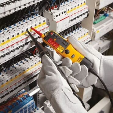 требуется электрик сантехник: Электрик | Монтаж видеонаблюдения, Перенос электроприборов, Прокладка, замена кабеля Больше 6 лет опыта — 4