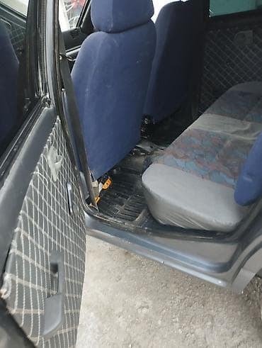 Компрессоры для авто: Daewoo Tico, салон и интерьер - Комплектация салона: передние кресла — 3