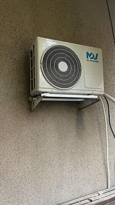 нужна: Колонный кондиционер, Midea, Инверторный — 10