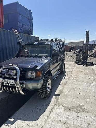 аварийная внедорожник: Mitsubishi Pajero: 1996 г., 3 л, Автомат, Бензин, Внедорожник — 1