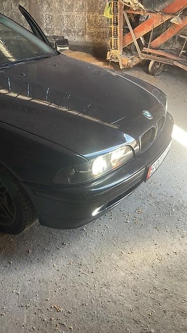 Транспорт: BMW 5 series: 2002 г., 2.5 л, Механика, Бензин, Седан — 6