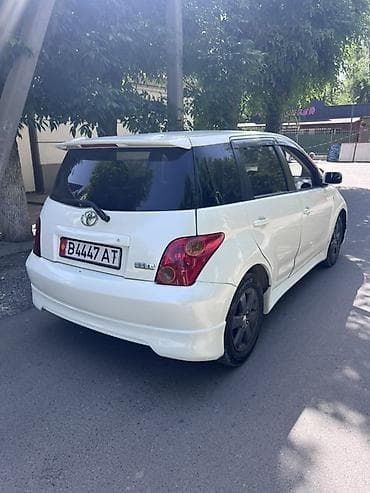 toyota estima 2003: Toyota Ist: 2003 г., 1.5 л, Автомат, Бензин, Хэтчбэк — 5