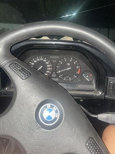 жаны донголок: BMW 5 series: 1988 г., Седан — 4