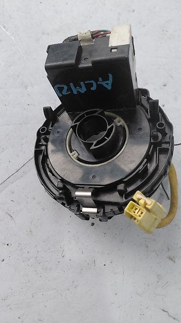 Рулевая часть: Рулевой шлейф Toyota 2003 г., Б/у, Оригинал, Япония — 1