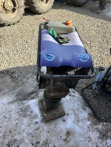 шкаф металлические: Виброоборудование для уплотнения грунта и оснований: - Бензиновый — 7