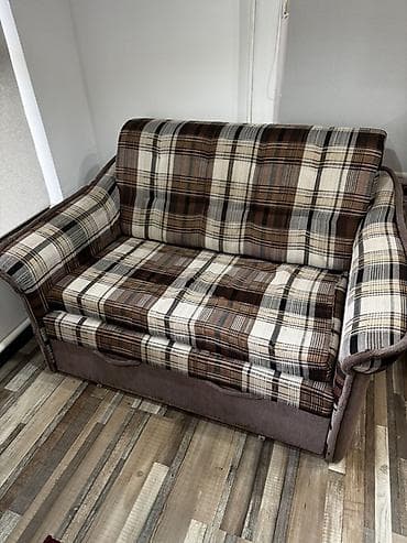 канцтовары оптом бишкек: Диван-кровать раскладной с креслом в одном стиле - Компактный прямой — 2