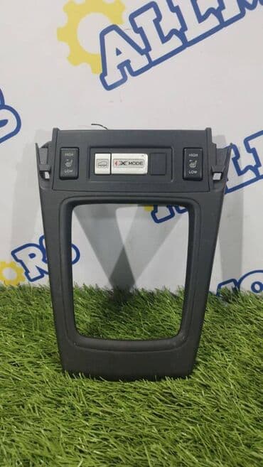 сдаётся авто с последующим выкупом: Subaru Forester v-2.0 turbo 2014 год облицовка кулисы — 1