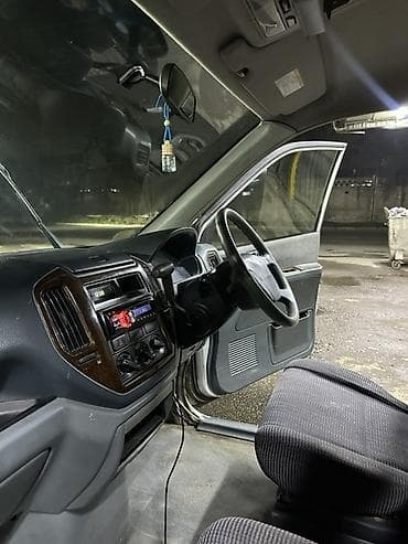 motor cycle: Mitsubishi Dion: 2000 г., 2 л, Автомат, Бензин, Минивэн — 8