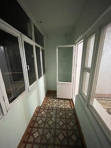Батирлер: 1 бөлмө, Улан мкр Менчик ээси, Жаныбарлары жок, 6 айдан баштап, Эмереги менен — 4