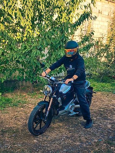 электо мото: Продаю электромотоцикл SUPER SOCO TC MAX 2022 года, 3.5Kw мотор, 45А — 2